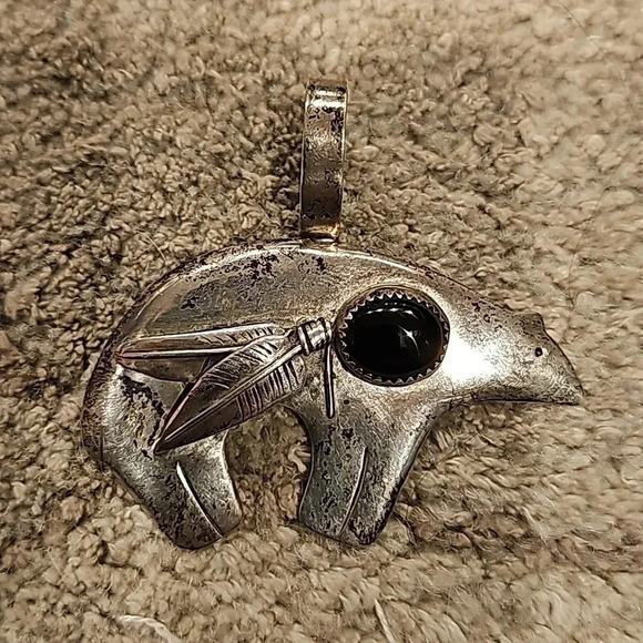 Vintage Signed Sterling Onyx Bear Pendant - Picture 1 of 2